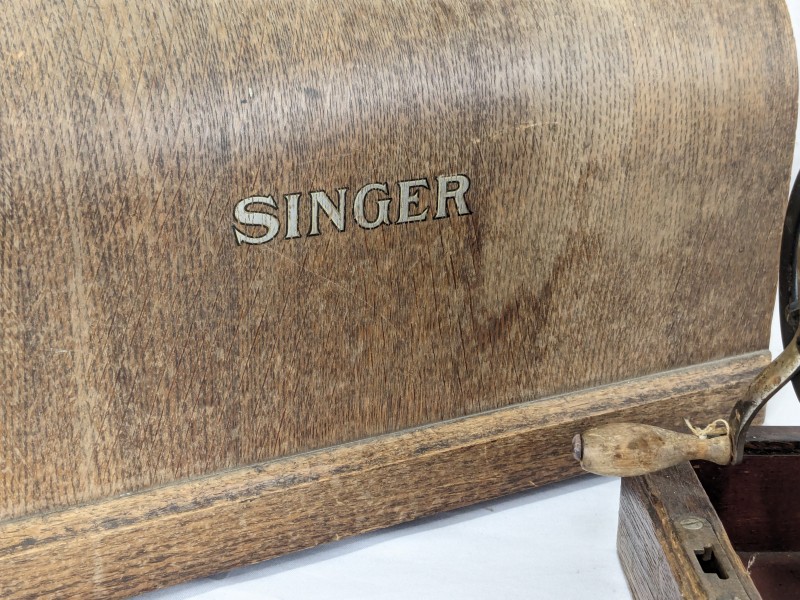 Vintage naaimachine in koffer [Singer]