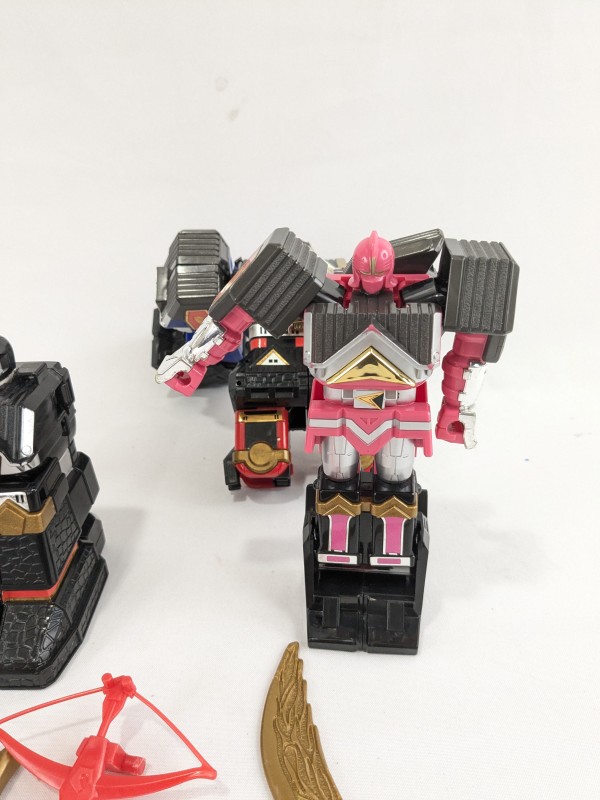 Bandai Might Morphin Power Rangers Deluxe Shogun Megazord [1995]