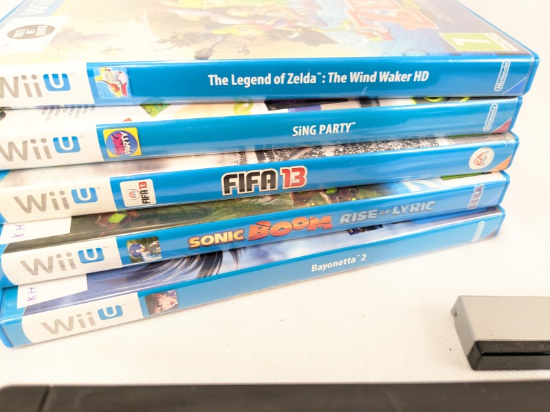 Nintendo Wii U [6 games]