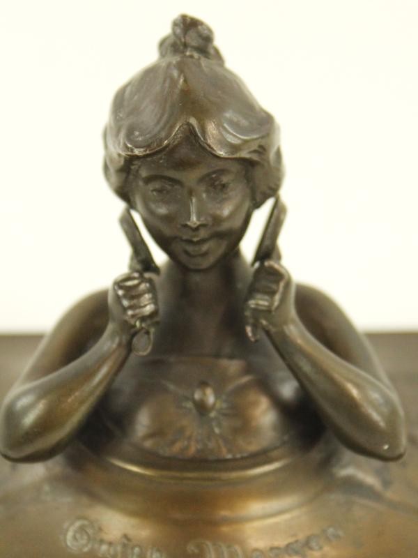 Art nouveau dame met tweedelige telefoon 'Guten Morgen Vielliebchen!'