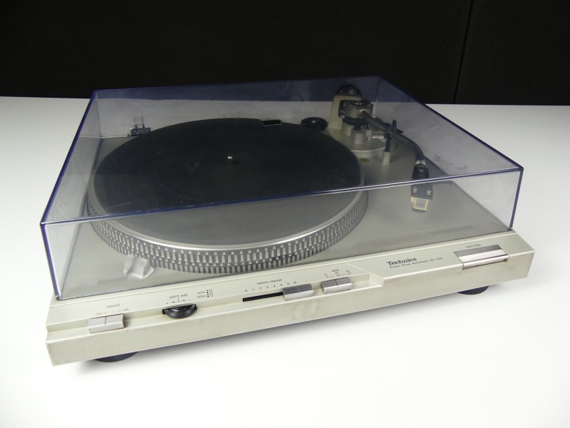 Technics SL-D3 Platenspeler