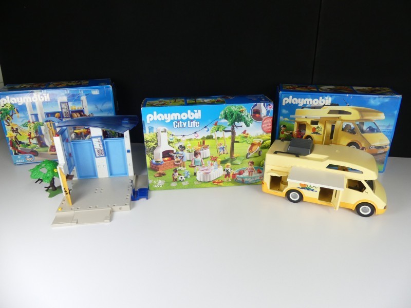 Uniek Playmobil lot - 3 dozen