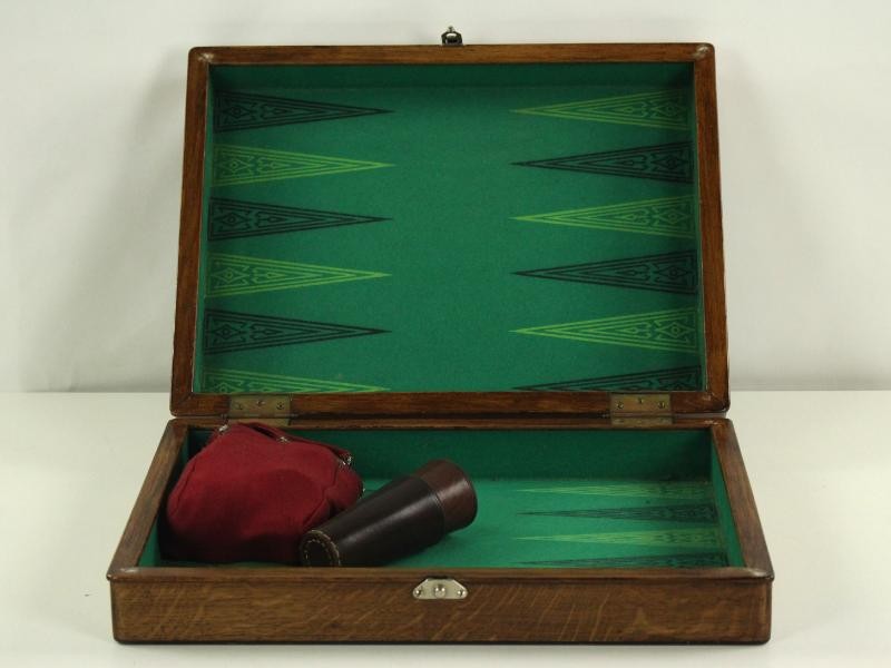 Vintage backgammon in toffe houten kist - heel goede staat