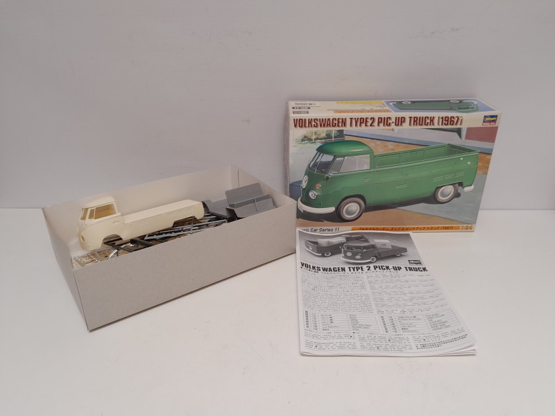 Miniatuur bouwset: Volkswagen type 2 Pic-up Truck (1967)