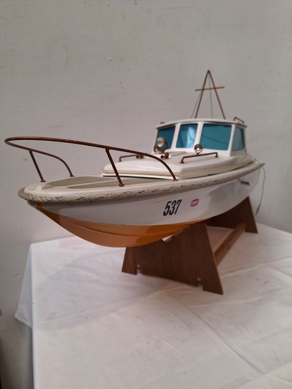 Model raceboot - Robbe - KB Marine