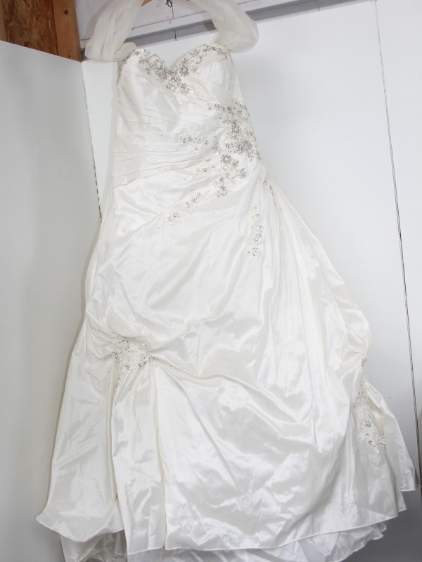 Trouwjurk - Sincerity Bridal - Grote maat