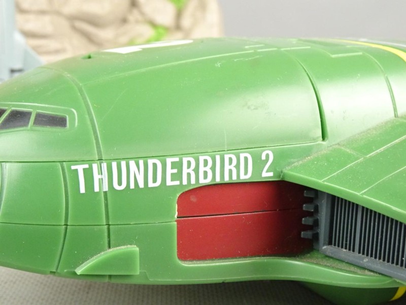 Thunderbirds grot en Thunderbirds 2 vliegtuigen 2015