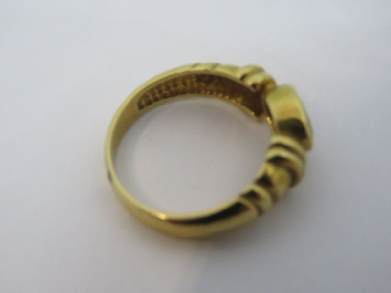 Gouden ring met zirkoon 18K