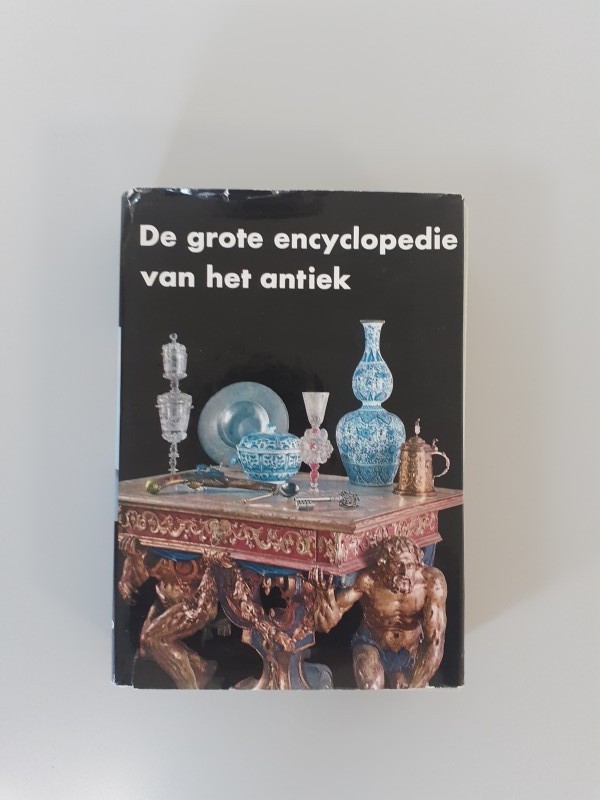 De grote encyclopedie van het antiek