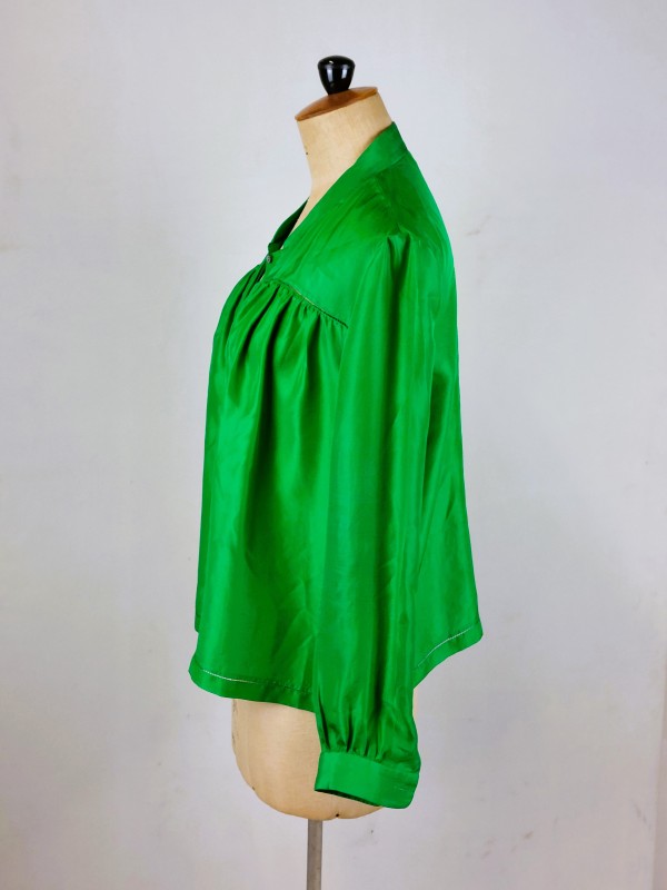 Groene blouse DVN