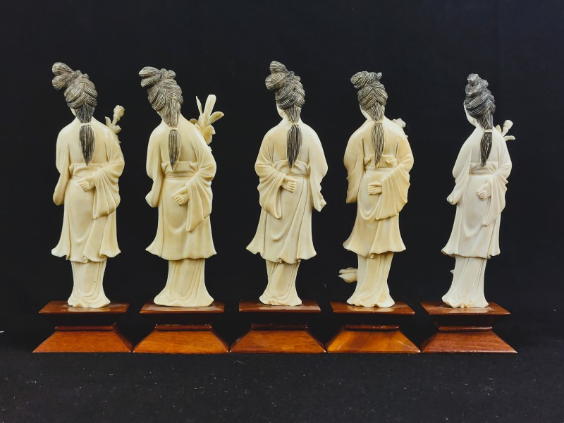 Set van 5 Chinese ivoren figuren