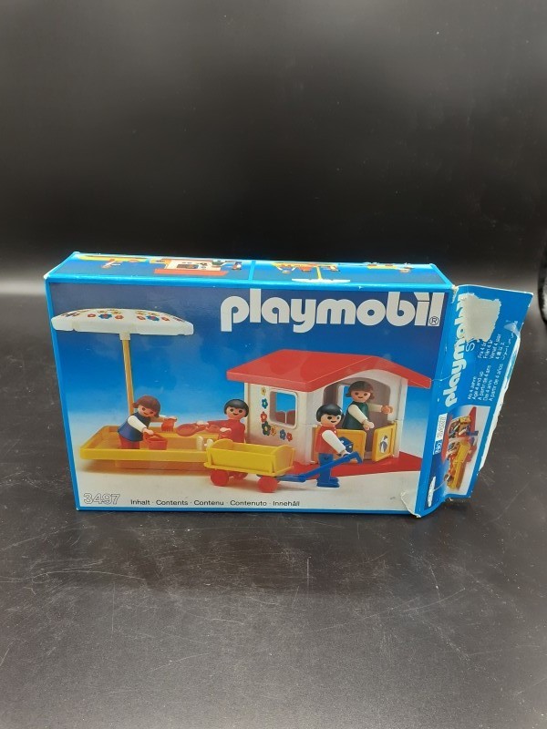 Playmobil Speelhuisje en zandbak 3497