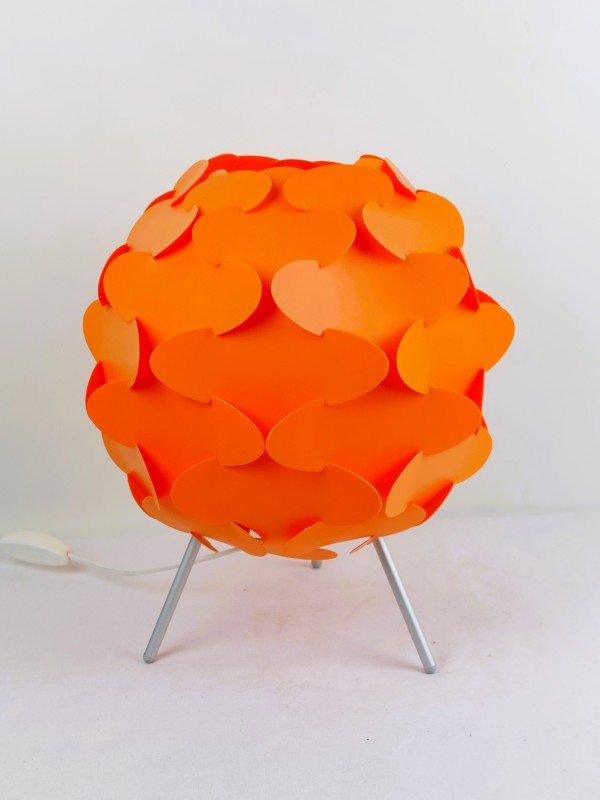 Oranje lamp IKEA