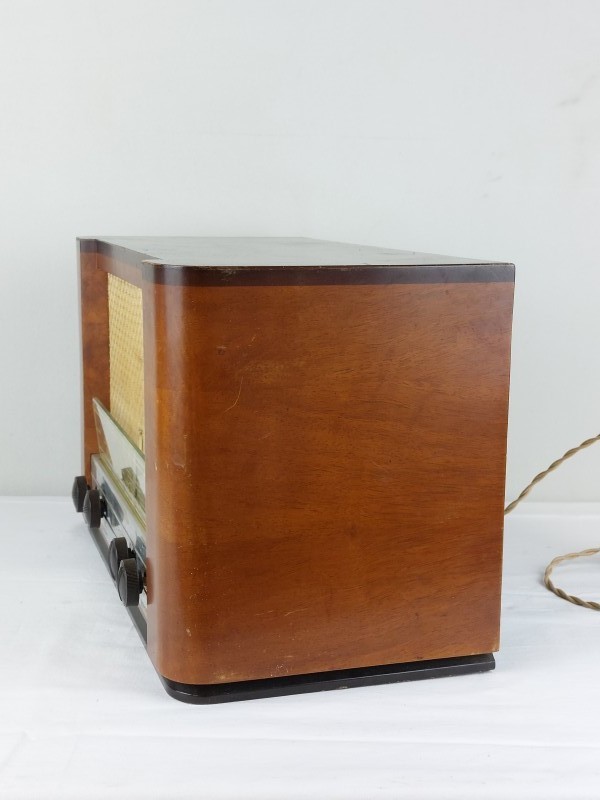 antieke radio model ERRES  KY 505 ontvangtoestel