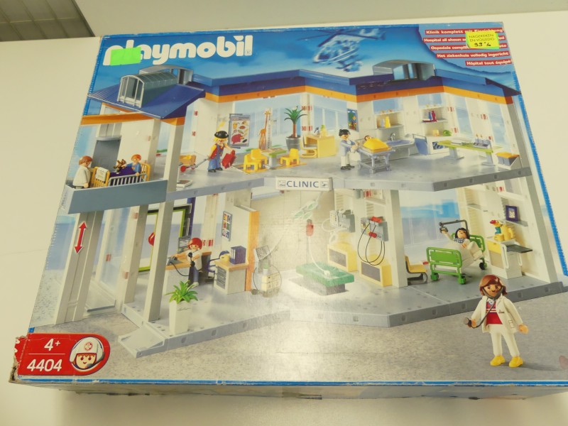 Playmobil Ziekenhuizen in doos + ambulance