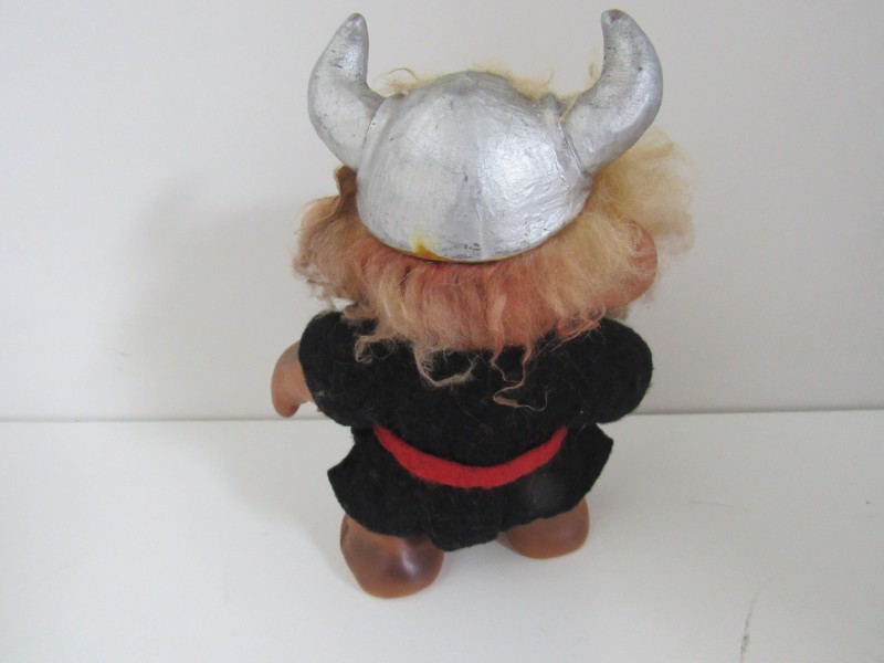 Vintage Thomas Dam troll ( Viking met zwaard )