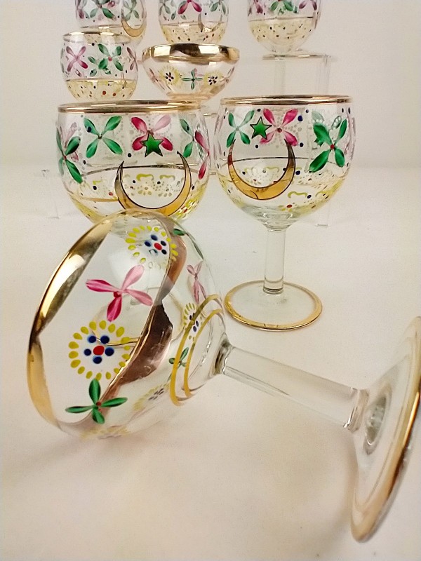 Set Jugendstil geëmailleerde glazen