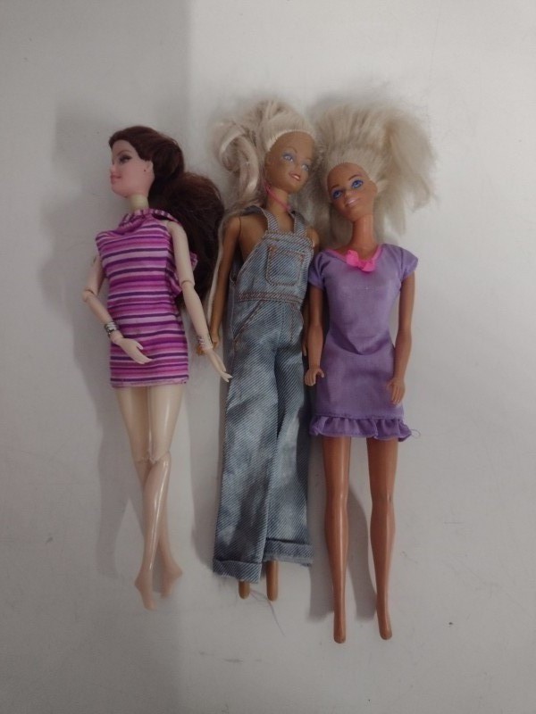 Lot vintage Barbie en vrienden