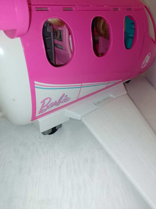 Barbie droomvliegtuig Mattel & Barbiepoppen