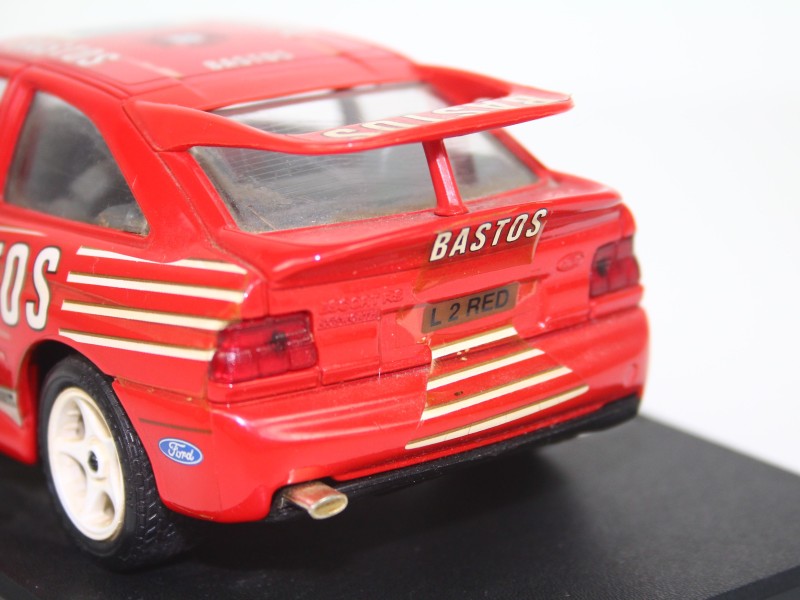 Schaalmodel - Ford Escort RS Cosworth - Bburago