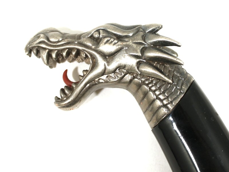 Dragon Claw Dagger