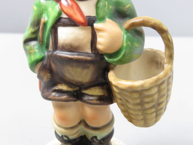 Hummel figuur Village boy