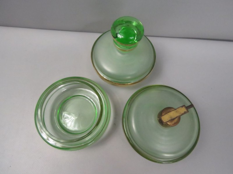 3 delig groen glazen parfum fles houders