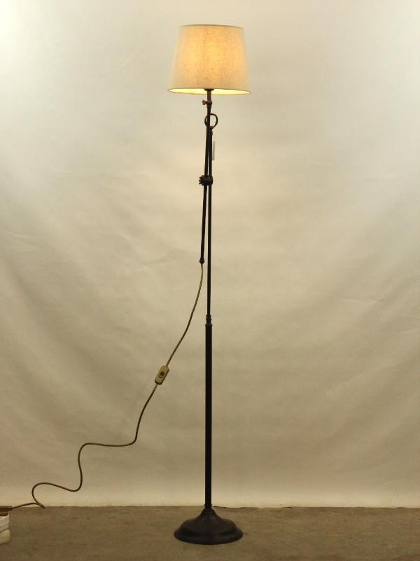 Hoge  staanlamp met flexibele arm