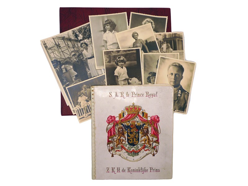 Oude post- en fotokaarten van Belgisch koningshuis