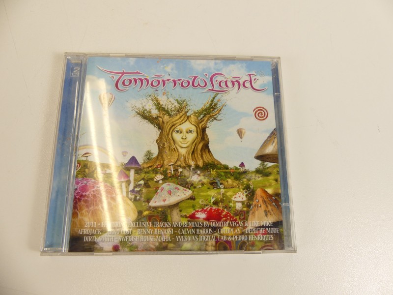 Collectie TomorrowLand Cd's + boeken