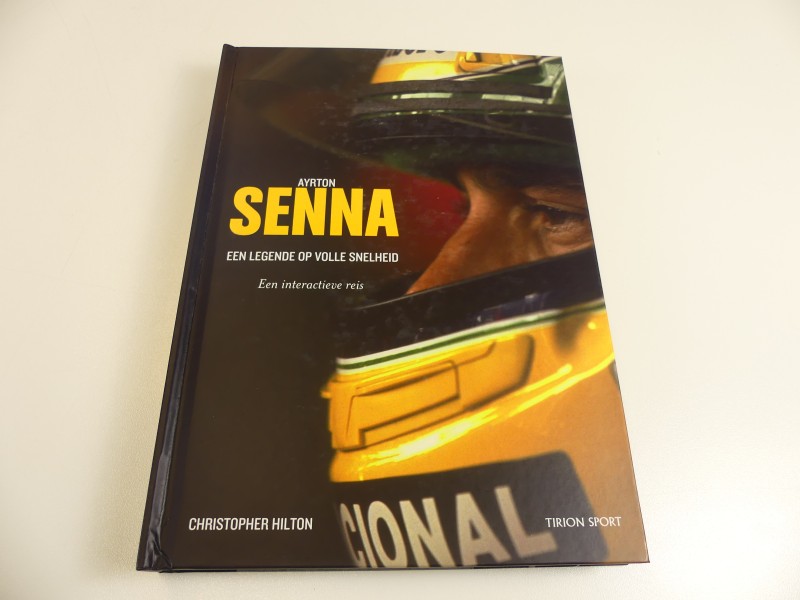 Boek het leven en de carrière van de legendarische Formule 1-coureur Ayrton Senna