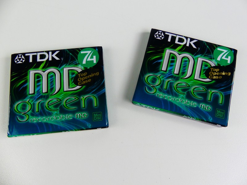 18 minidiscs TDK en EMTEC