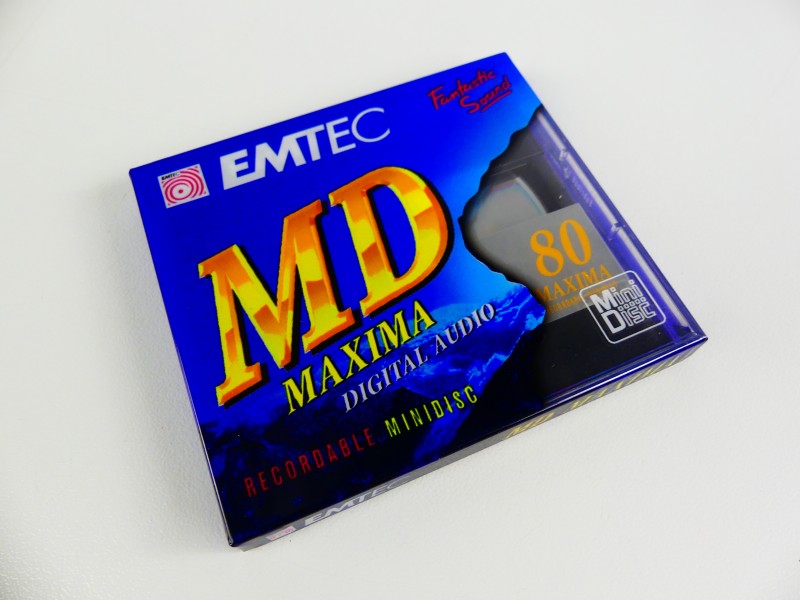 18 minidiscs TDK en EMTEC