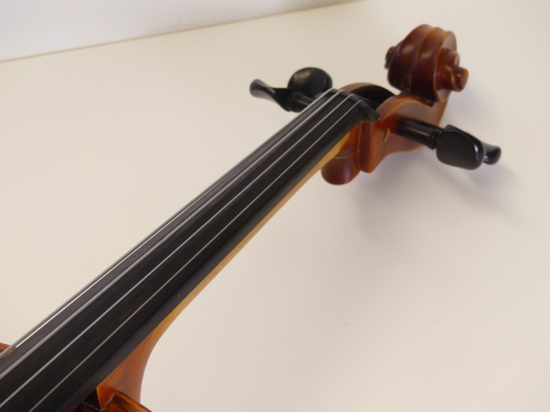 Sandner Cello