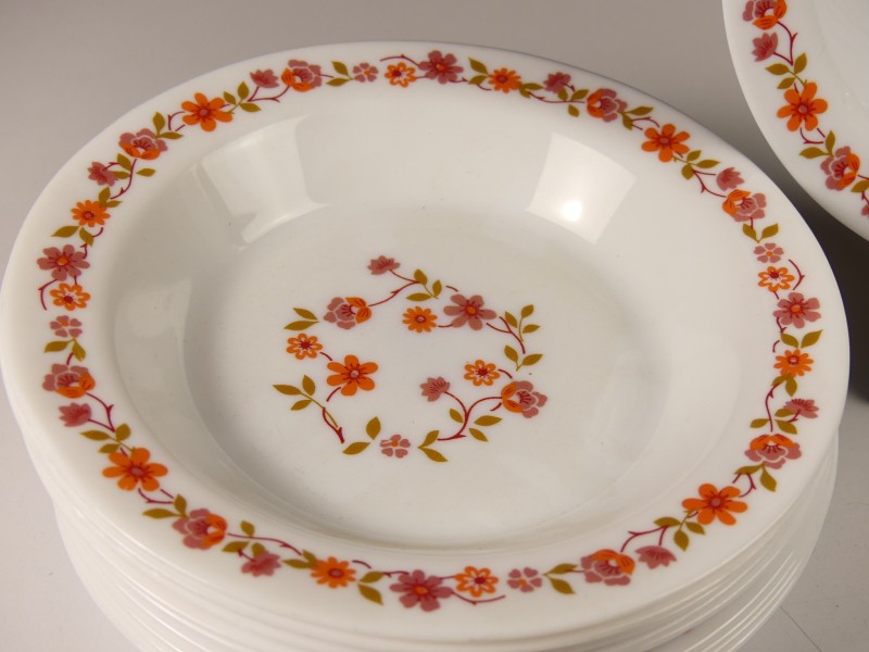 Vintage servies - Arcopal Lotus