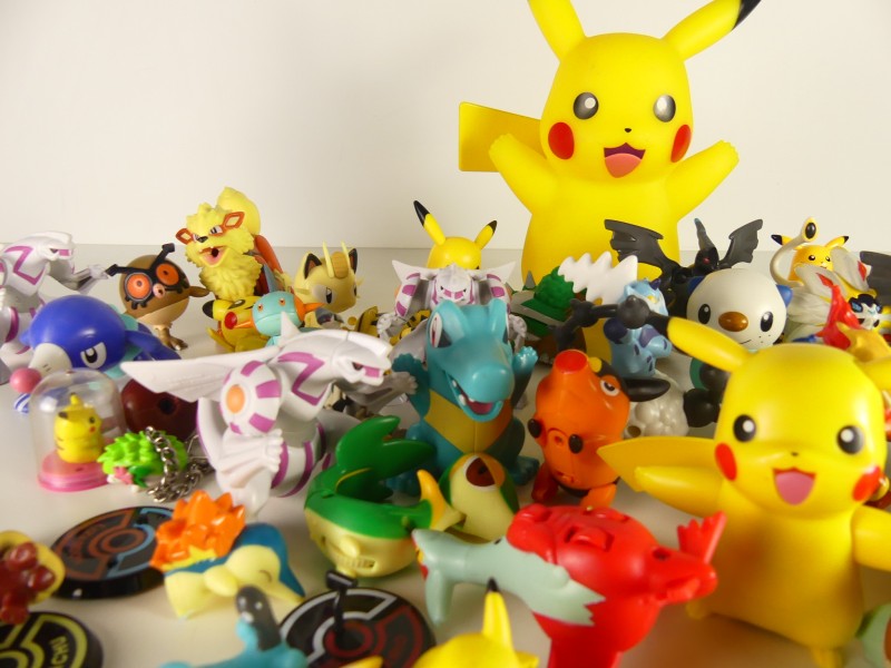 Lot Pokémon Figuren