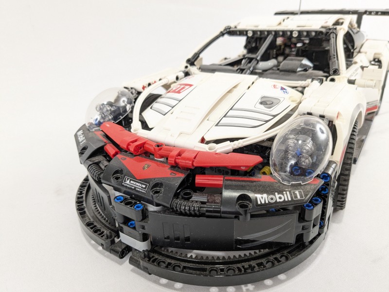 LEGO Technic Porsche 911 RSR