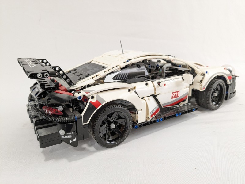 LEGO Technic Porsche 911 RSR