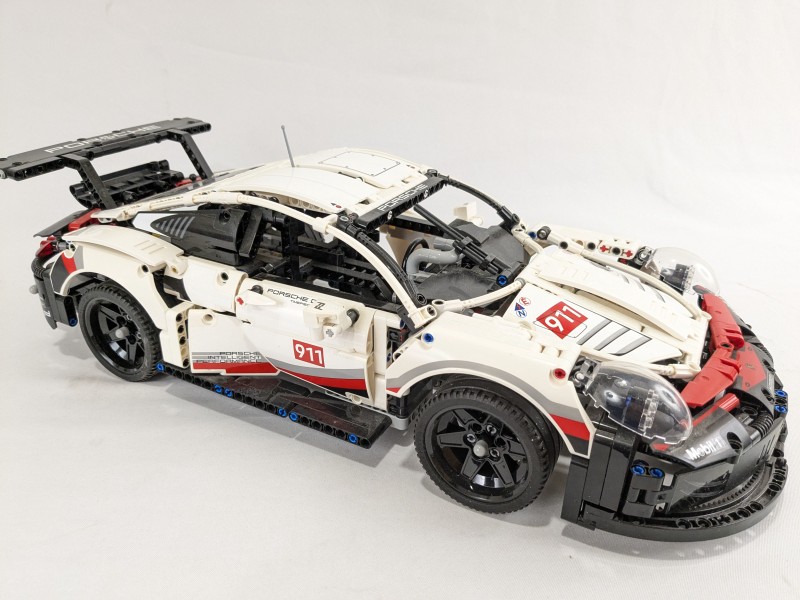 LEGO Technic Porsche 911 RSR