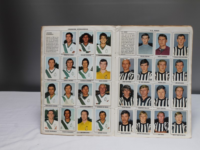 Verzamelalbum "Voetbalsterren Eerste Divisie 70/71 (Art. 970)