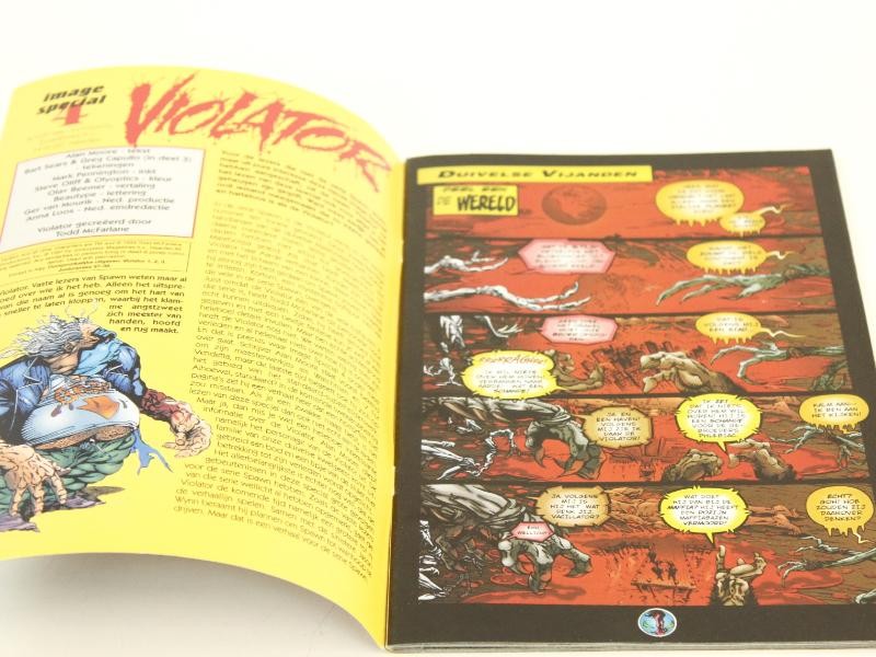 Violator Comic Image Special #4 met Violator en Hellspawn figuur