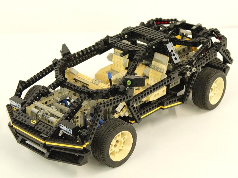 Lego Technic Super Car - 8880 met instructieboek