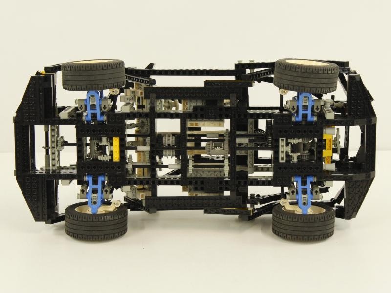 Lego Technic Super Car - 8880 met instructieboek