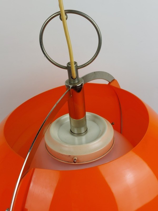 Orange space age plafondlamp