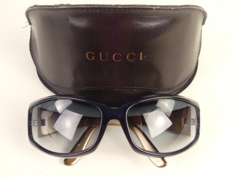 Dames zonnebril gemerkt ''Gucci''