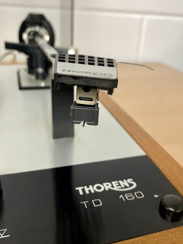 Thorens TD 160 platenspeler