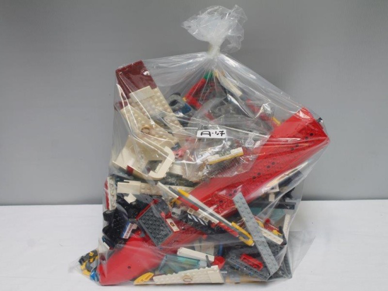 Lot Lego- Zak A- 1,7 kilo  (Art. 1025)