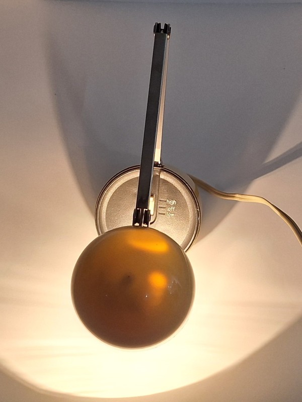 Space Age design lamp