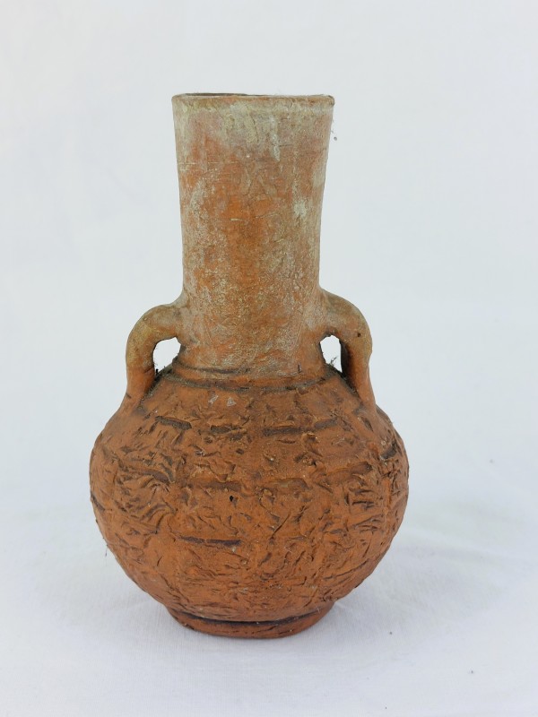 Kruikvaasje in terracotta