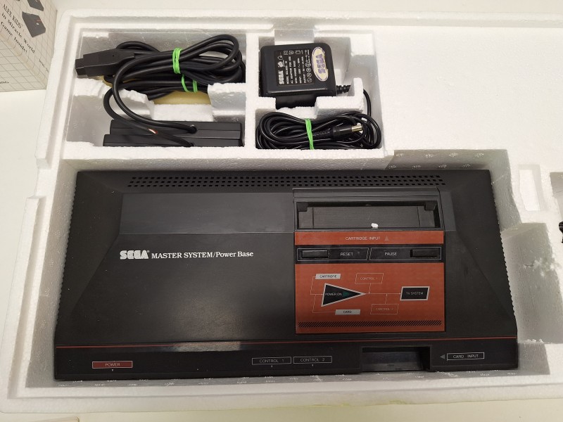 Vintage Sega Master System spelconsole